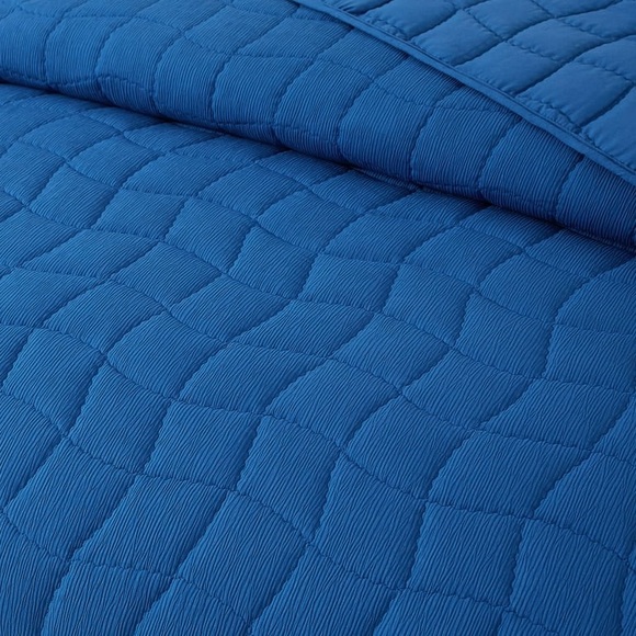 🆕 Mainstays by Becky G. & Alejandra Royal Blue Cloud Quilt Full Queen - Picture 4 of 11